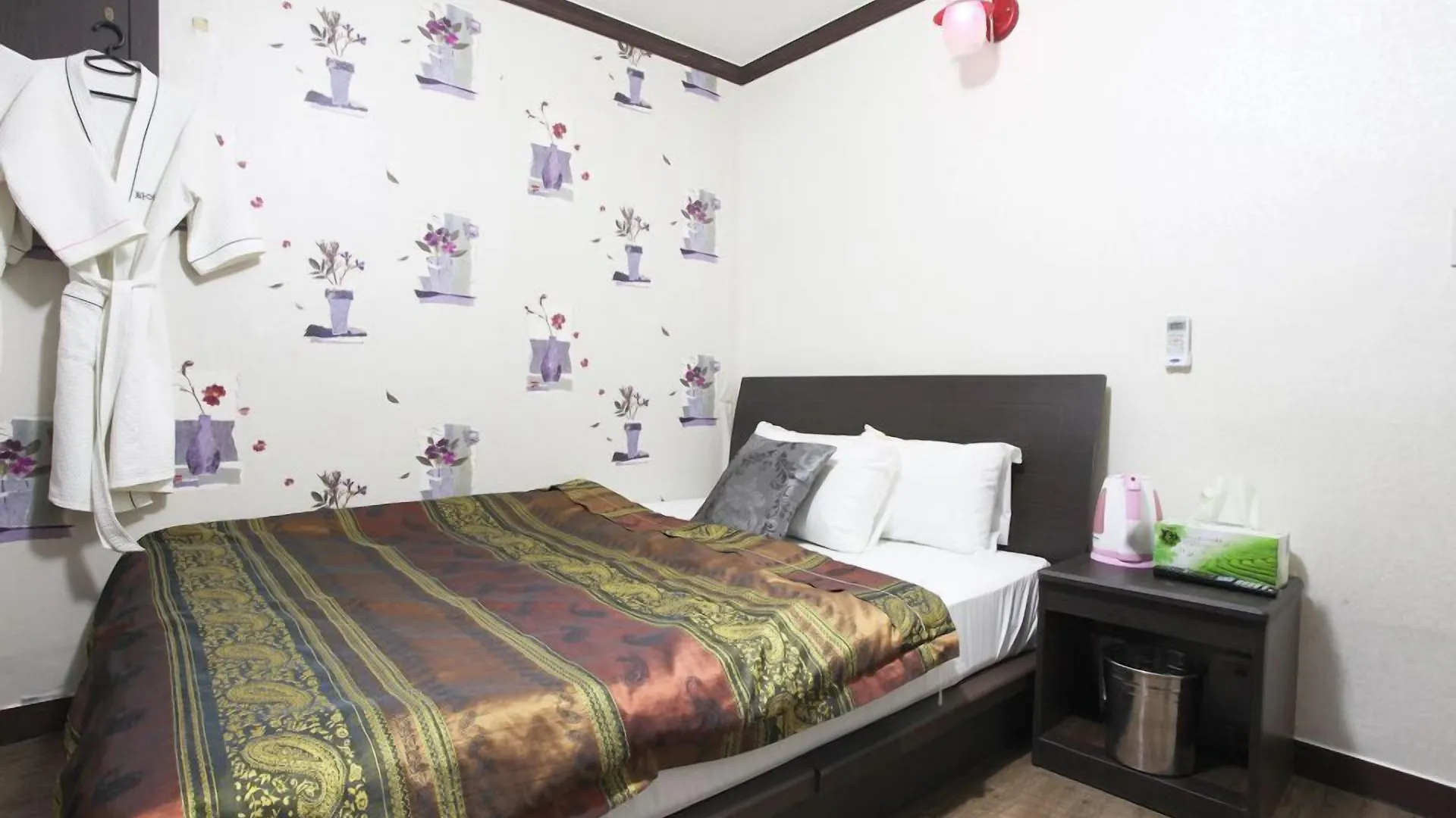 Saipan Motel With Sea View Incheon 2*,