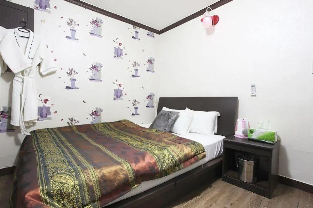 Saipan Motel With Sea View Incheon